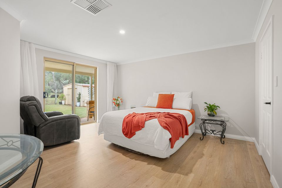 27 OAK WAY, Baldivis