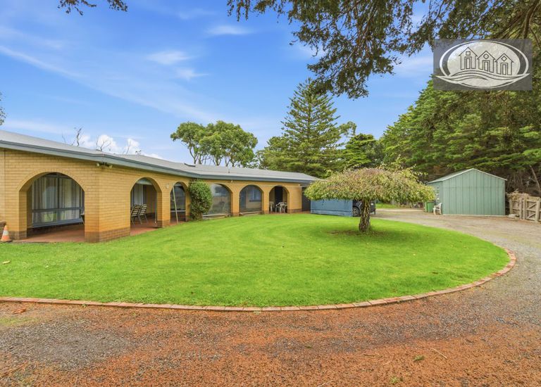 484 Bridgewater Road, Portland