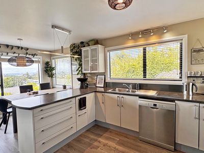 131 Chelsea View Drive, Chatswood