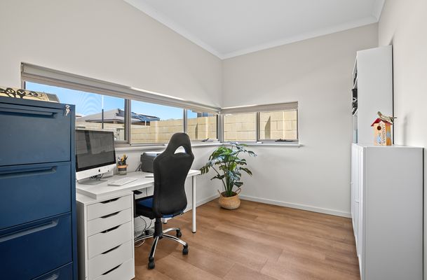 43 Holloways Ridge, Secret Harbour