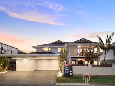 10 Talburpin Esplanade, Redland Bay