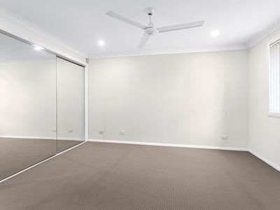 27 Denham Drive, Horsley