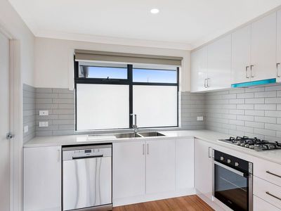 3 / 34-36 Chambers Road, Altona North