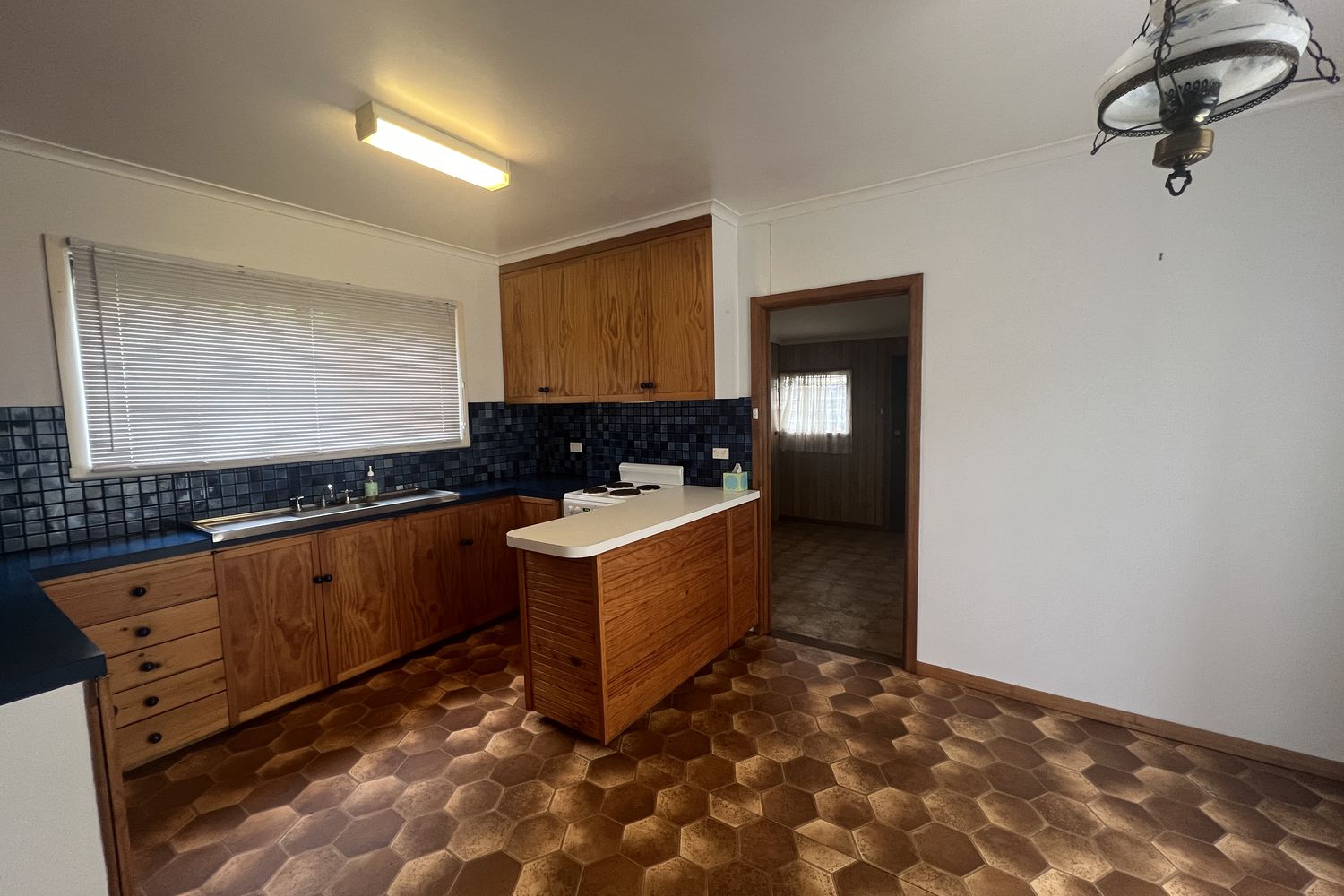 12 George Street, Horsham