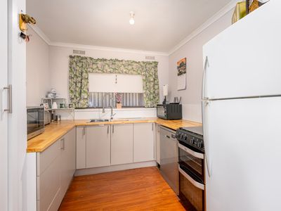 8 Ross Street, Mooroopna