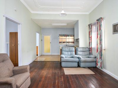 27 Rosenberg Crescent, Kalgoorlie