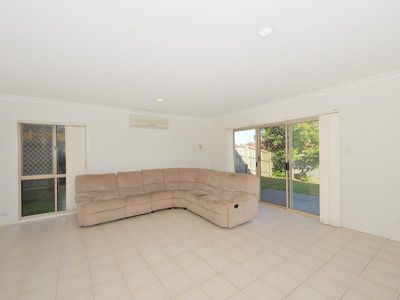 53 Coventry Circuit, Carindale