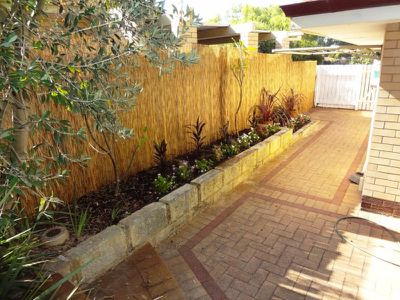 8 Mandala Crescent, Bateman