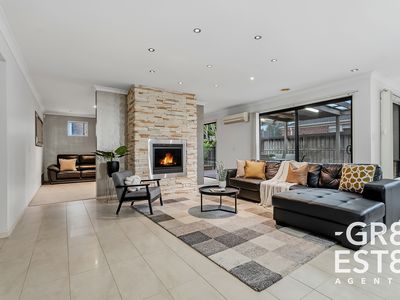 24 Von Nida Drive, Cranbourne North