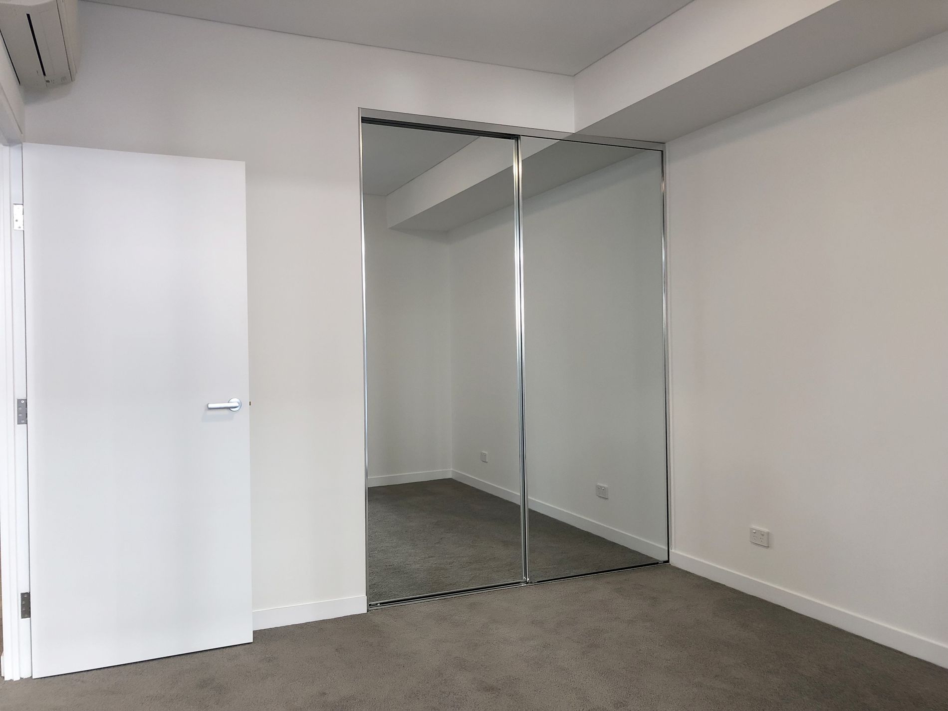 3110 / 50 Pemberton Street, Botany