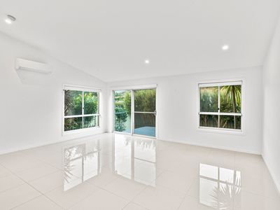 11 Headwater Place, Albion Park