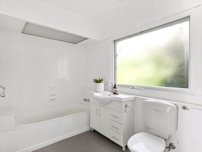 4 Heathfield Court, Newtown