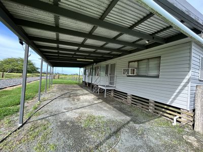 56479 BRUCE HIGHWAY, Marmor