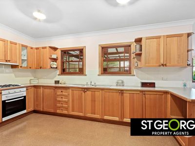 39 Railway Parade, Penshurst