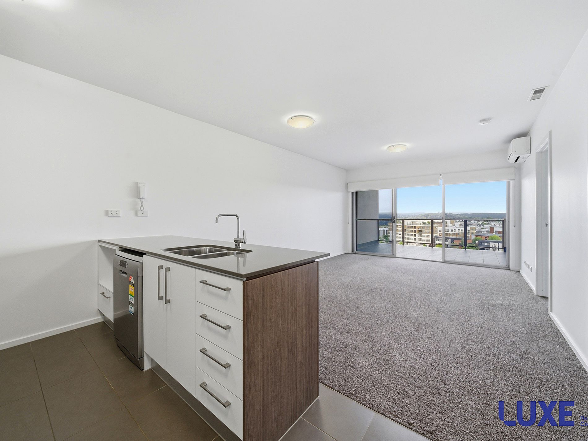 83 / 40 Philip Hodgins Street, Wright