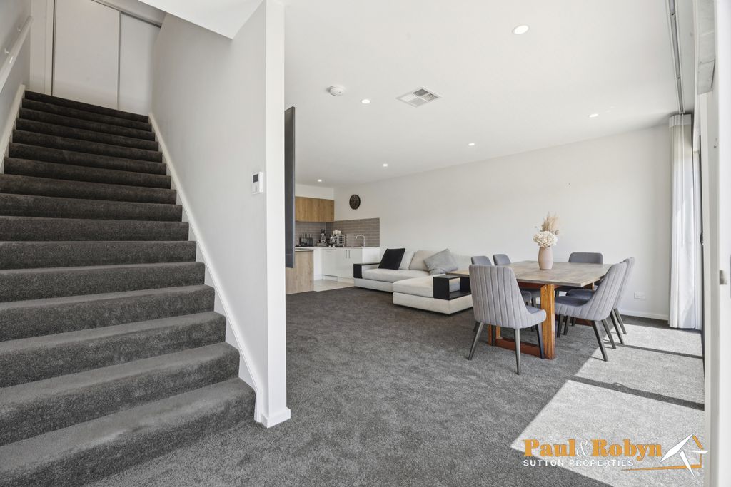 11A Woodberry Avenue, Coombs