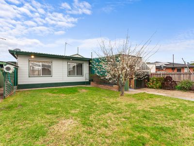 13 Glomar Grove, Sale