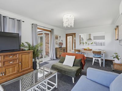 1 / 103 Macquarie Street, George Town