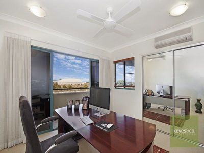 21 / 1 The Strand, Townsville City