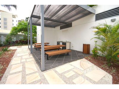 706 / 18 Cypress Avenue, Surfers Paradise