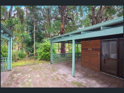 7 Flora Grove, Molloy Island