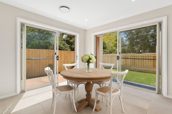 8 Gladys Avenue, Frenchs Forest