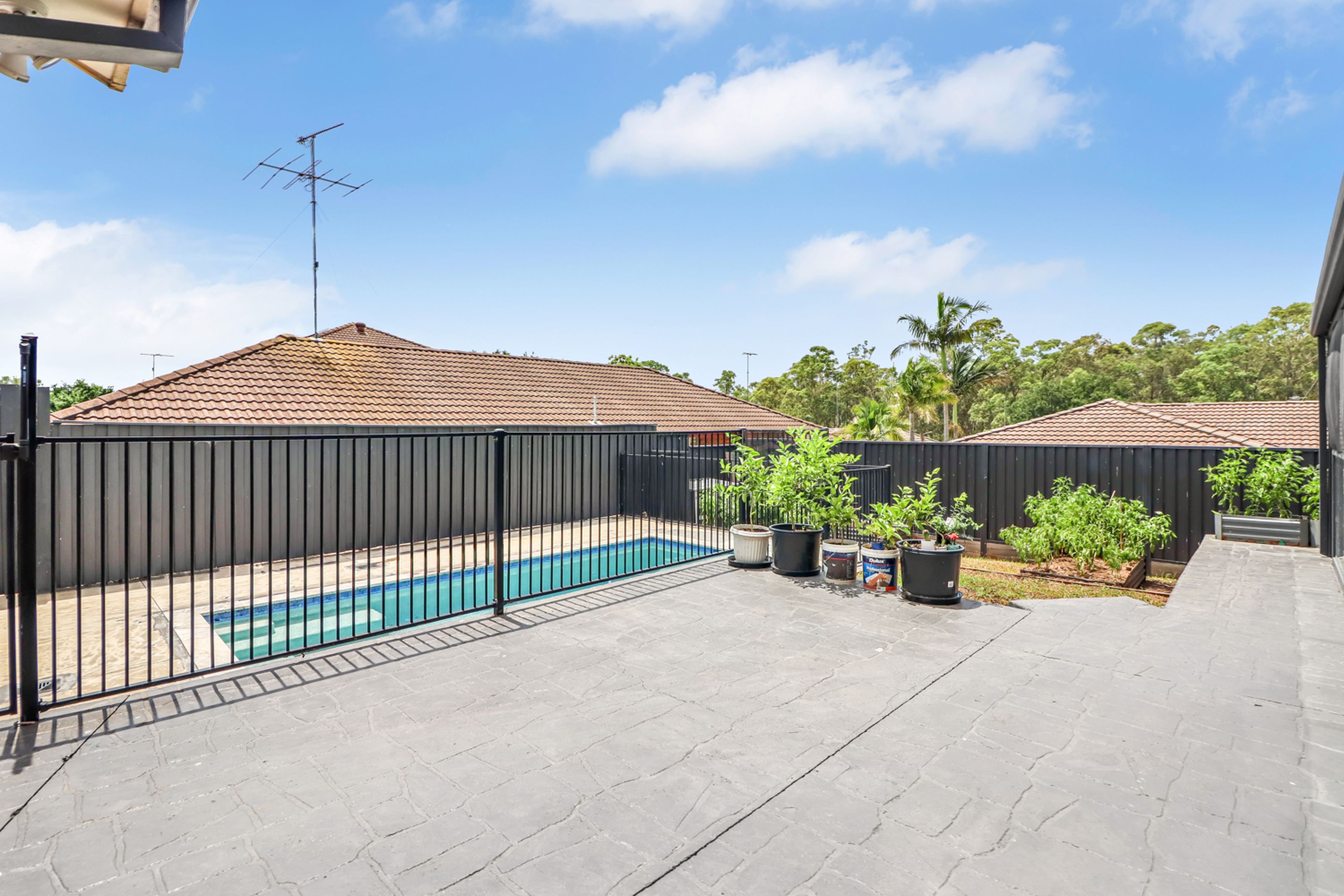 6 Cyperus Place, GLENMORE PARK