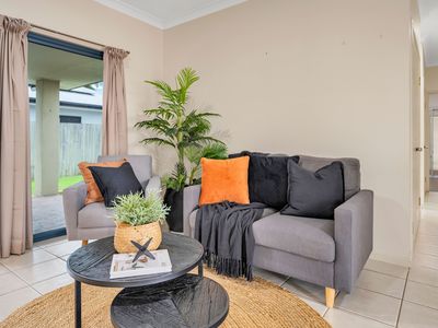 8 Bluewater Court, Bucasia