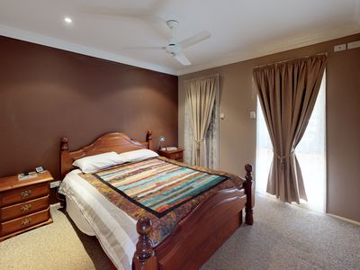 247 Myall Street, Dubbo