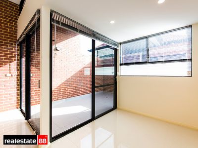 9 / 33 Windsor Street, Perth
