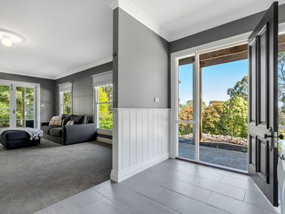 36 Mabel Crescent, Mount Macedon