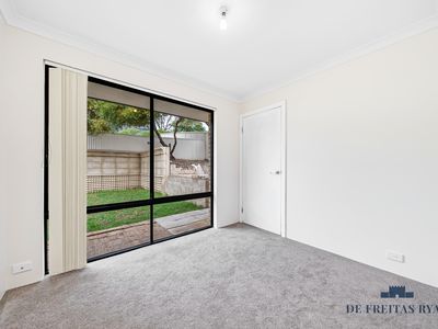 22 Tamarisk Drive, Halls Head