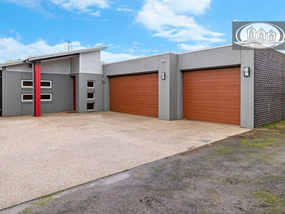 7 Otway Court, Portland