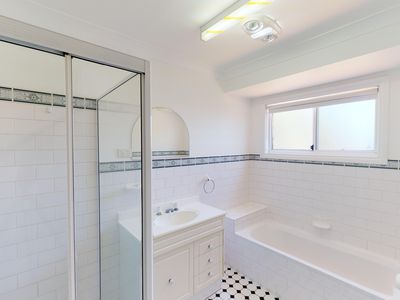 16A Grevillea Close, Dubbo