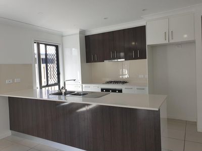 3 Bottlebrush Circuit, Coomera
