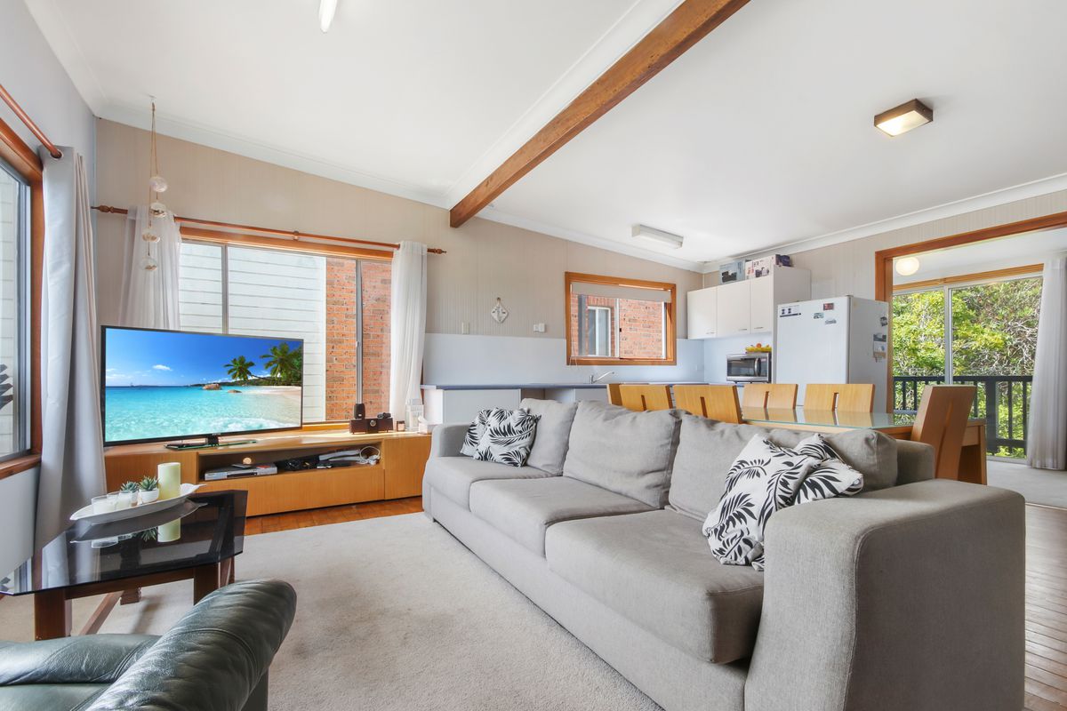 28 John Reilly Street, Dalmeny