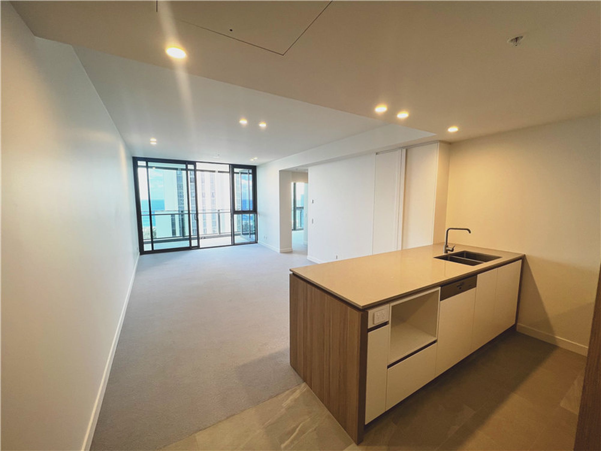 1302 / 12-18 Philip Avenue, Broadbeach
