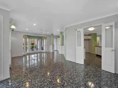 76 River Park Drive, Annandale
