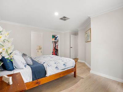 27 OAK WAY, Baldivis