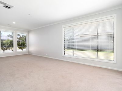 116 CAMBRIDGE DRIVE , Thurgoona