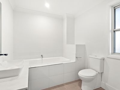 4 Nimmitabel Street, Tullimbar