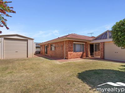 32 Bluegum Road, Morley