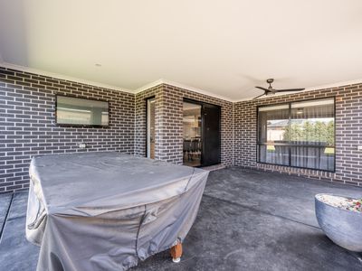 16 Cimmaron Way, Kialla