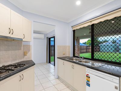 5 Oakblue Drive, Mount Sheridan