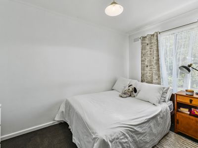 6 Stuckey Street, Millicent