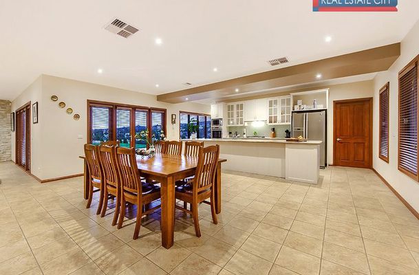63 Craig Parry Drive, Hidden Valley