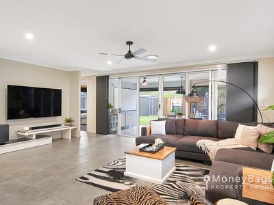 49 Portree Loop, Jimboomba