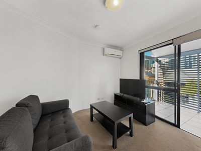 8 / 273 Boundary Street, Spring Hill