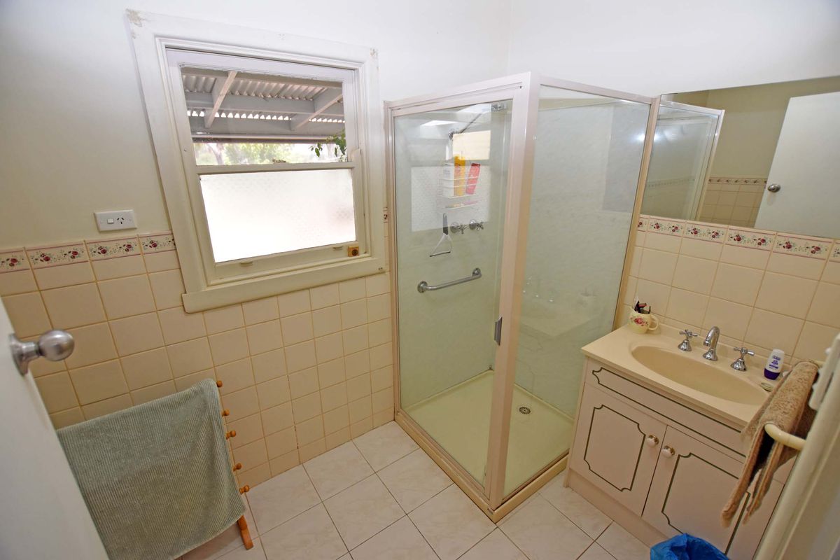 49 Weller Road, Lancaster