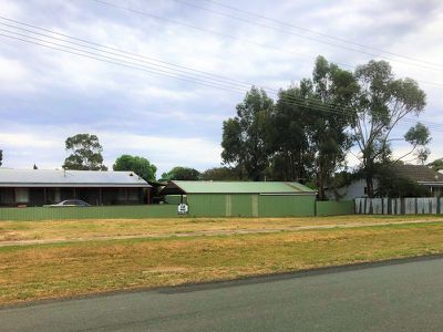 2 Corio Street, Murchison